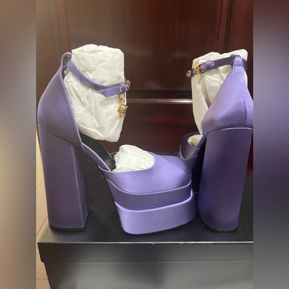 Versace Aevitas double platform pumps - Picture 4 of 8